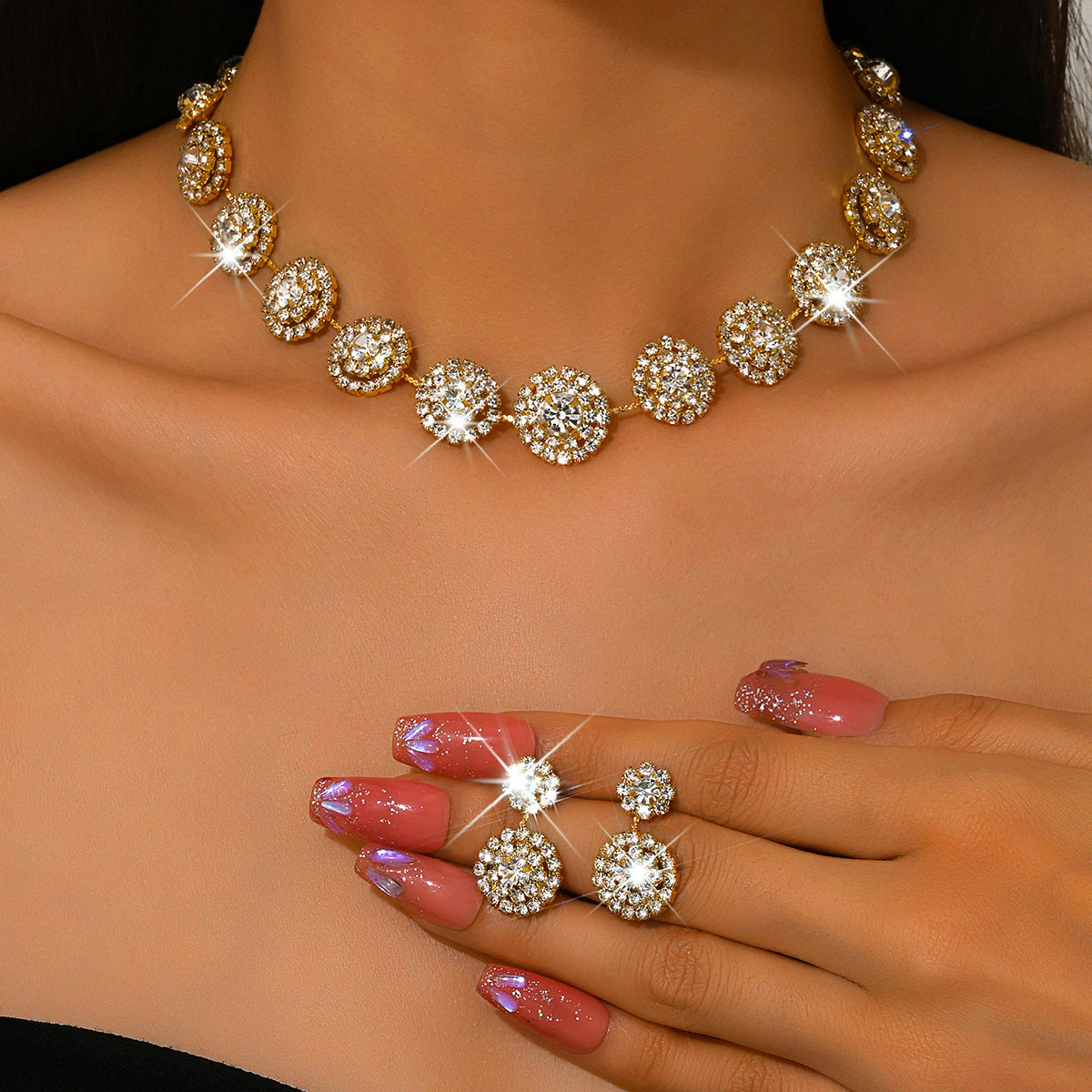 Women's Luxury Rhinestone Necklace & Earring Set