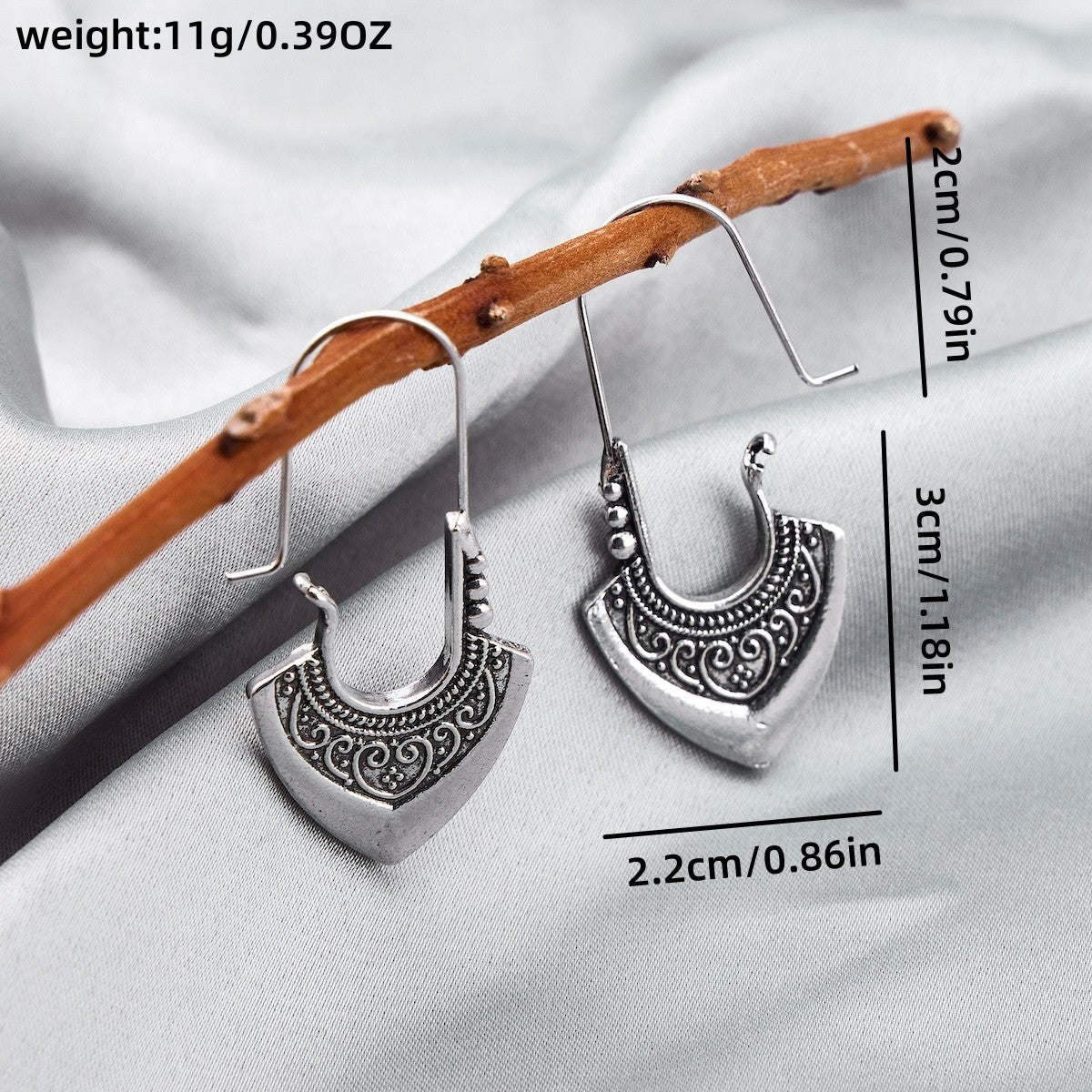 Women's Bohemian Carved Geometric Earrings