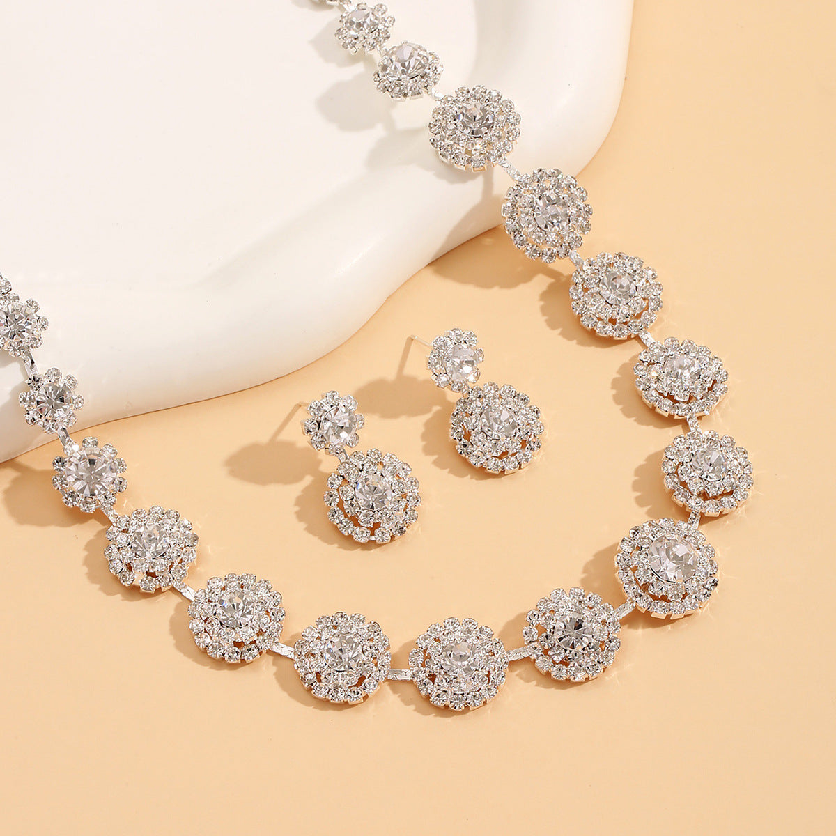 Women's Luxury Rhinestone Necklace & Earring Set